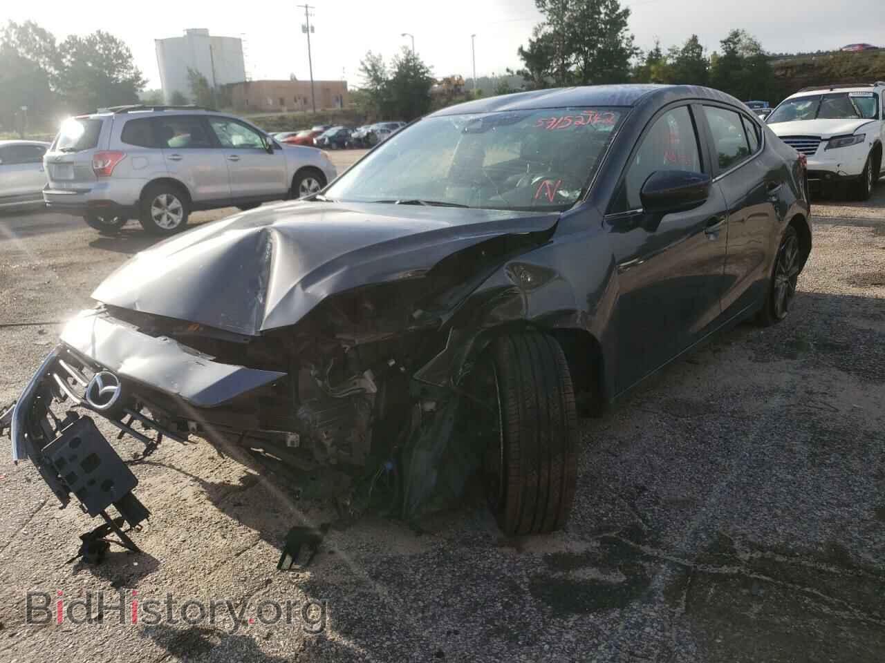 2018 MAZDA 3 - VIN: 3MZBN1V3XJM266253 - Фото 2