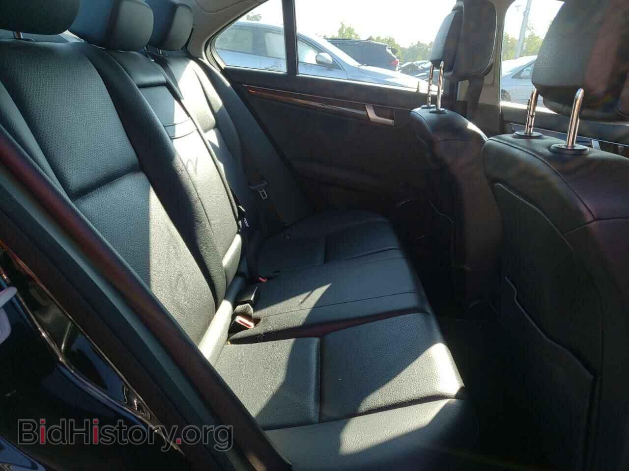 2012 MERCEDES-BENZ C-CLASS - VIN: WDDGF8BB3CR226436 - Фото 6