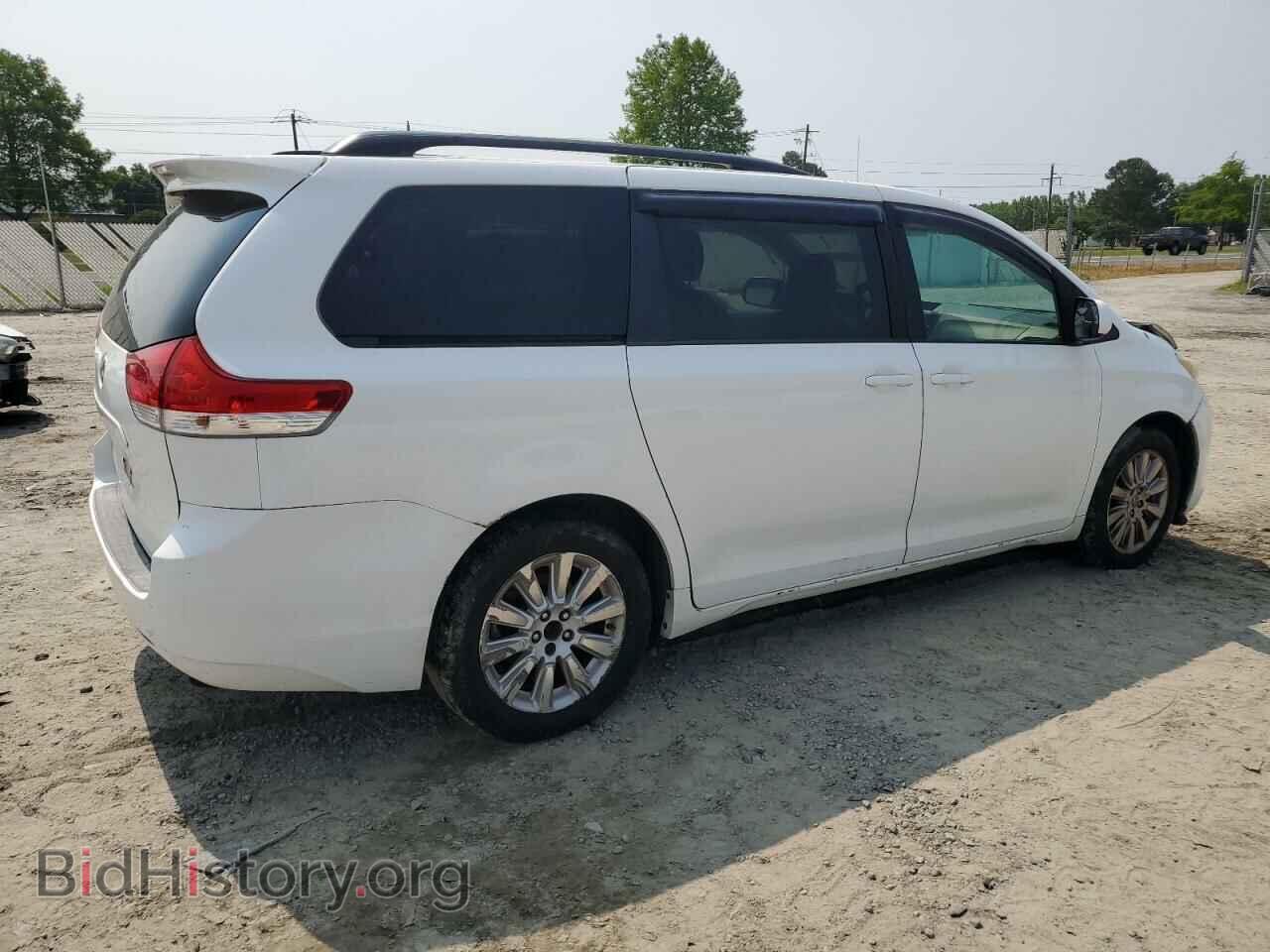 2011 TOYOTA All Models - VIN: 5TDDK3DC4BS003405 - Фото 3
