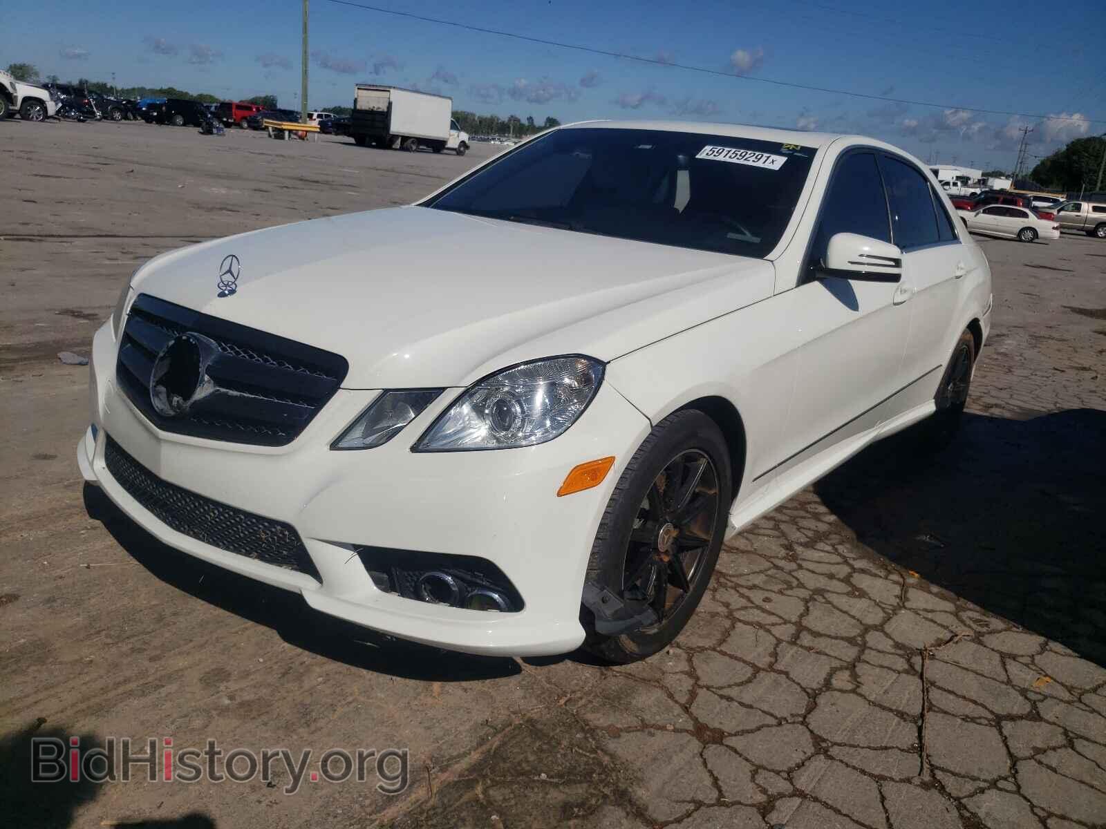 2010 MERCEDES-BENZ E-CLASS - VIN: WDDHF5GB1AA217841 - Photo 2