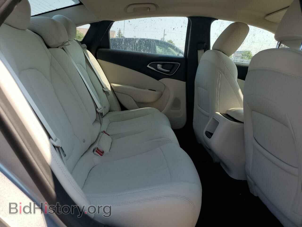 2016 CHRYSLER 200 - VIN: 1C3CCCAB5GN186884 - Фото 10