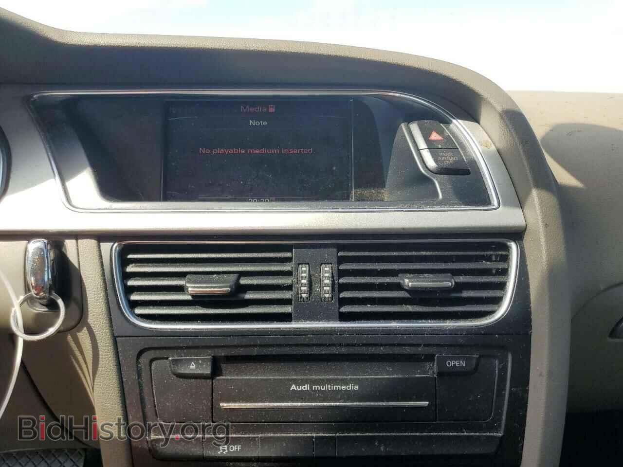 2011 AUDI A5 - VIN: WAULFAFH7BN008520 - Фото 9