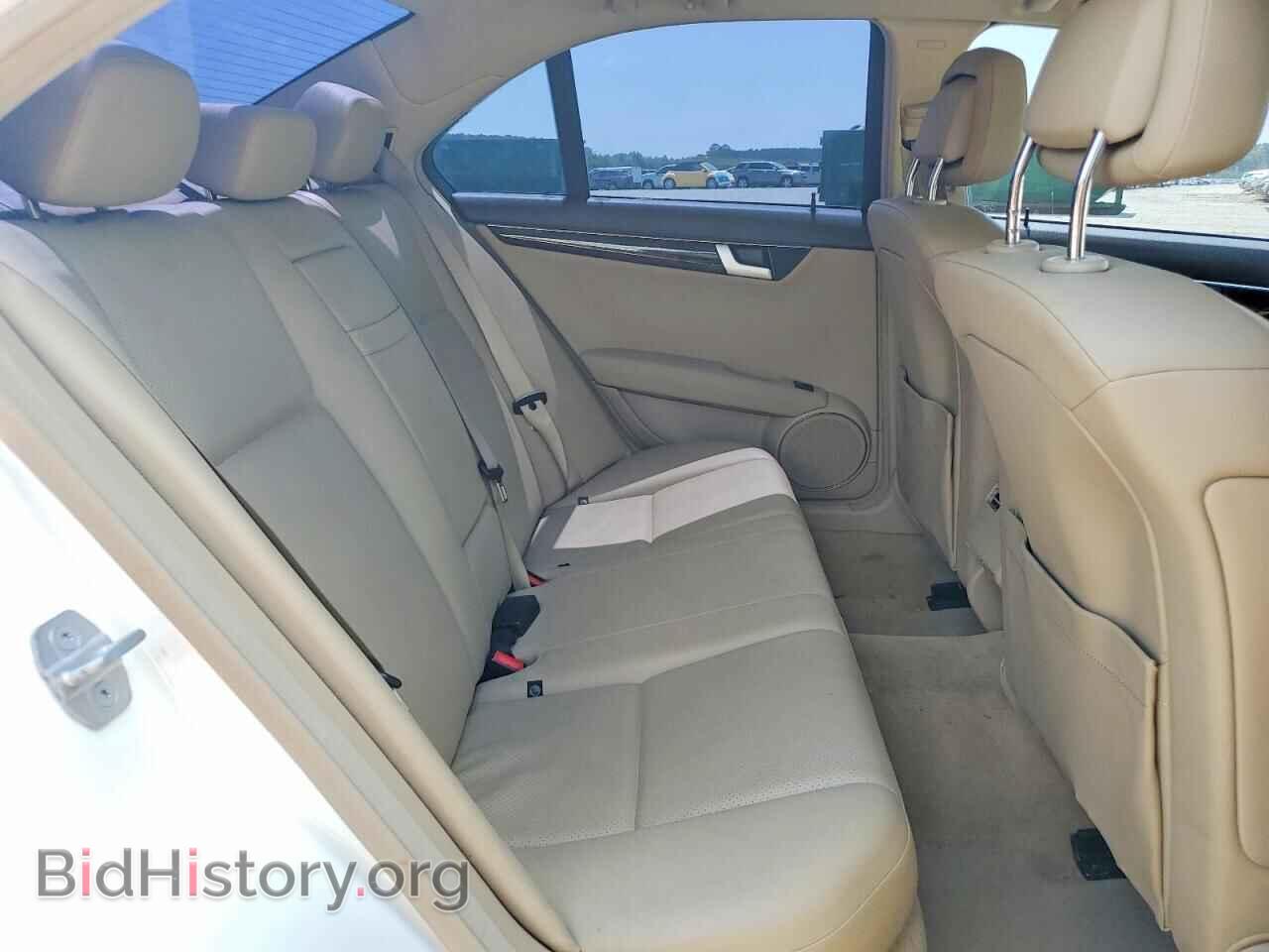2013 MERCEDES-BENZ C-CLASS - VIN: WDDGF4HB1DR246797 - Фото 10