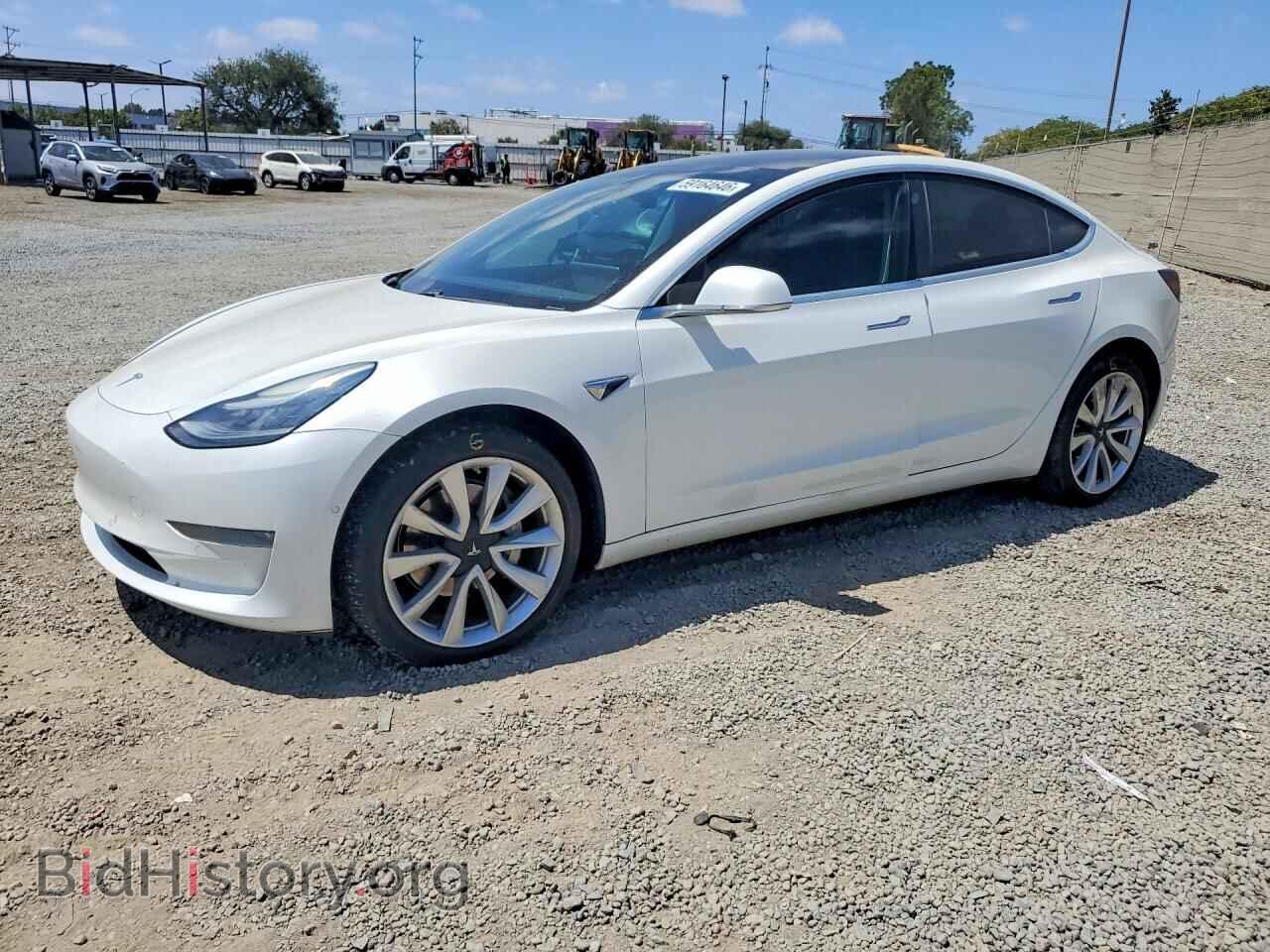 Photo 5YJ3E1EAXKF327077 - TESLA MODEL 3 2019