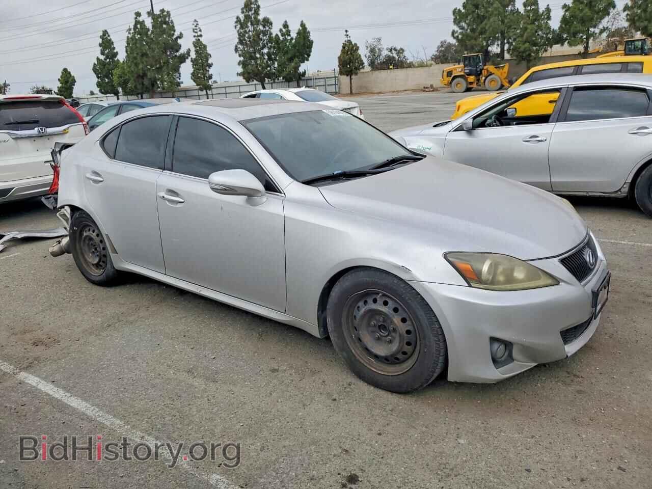 2011 LEXUS IS - VIN: JTHBF5C29B5156155 - Photo 4
