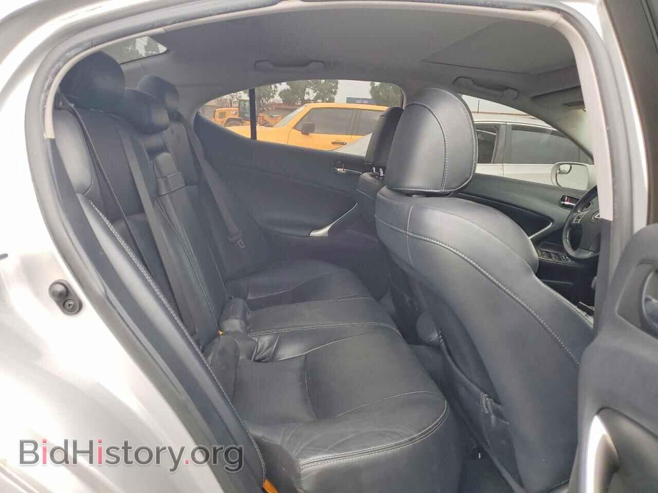 2011 LEXUS IS - VIN: JTHBF5C29B5156155 - Photo 10