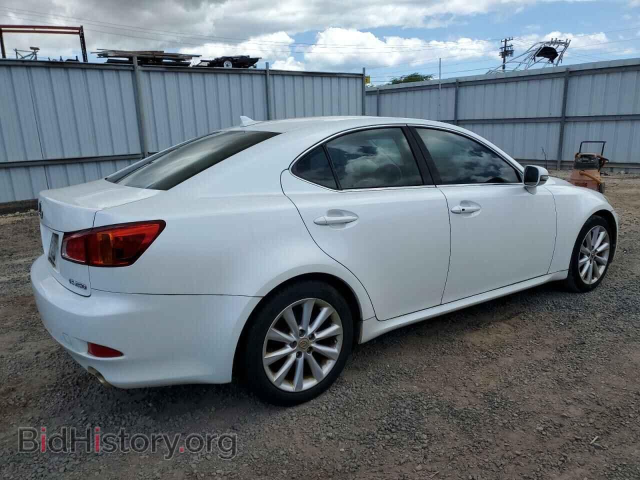 2010 LEXUS IS - VIN: JTHBF5C26A2098070 - Photo 3