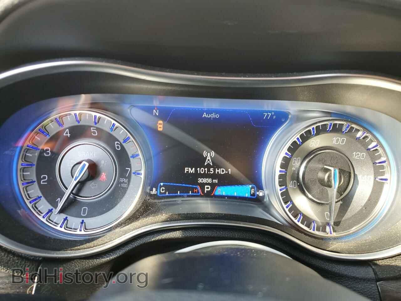 2019 CHRYSLER 300 - VIN: 2C3CCAAGXKH612294 - Фото 9