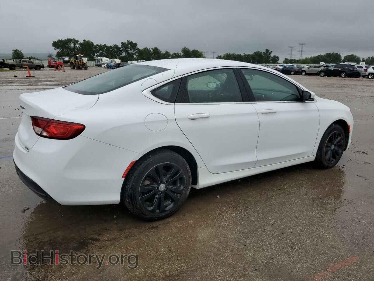 2017 CHRYSLER 200 - VIN: 1C3CCCFB7HN511111 - Photo 3