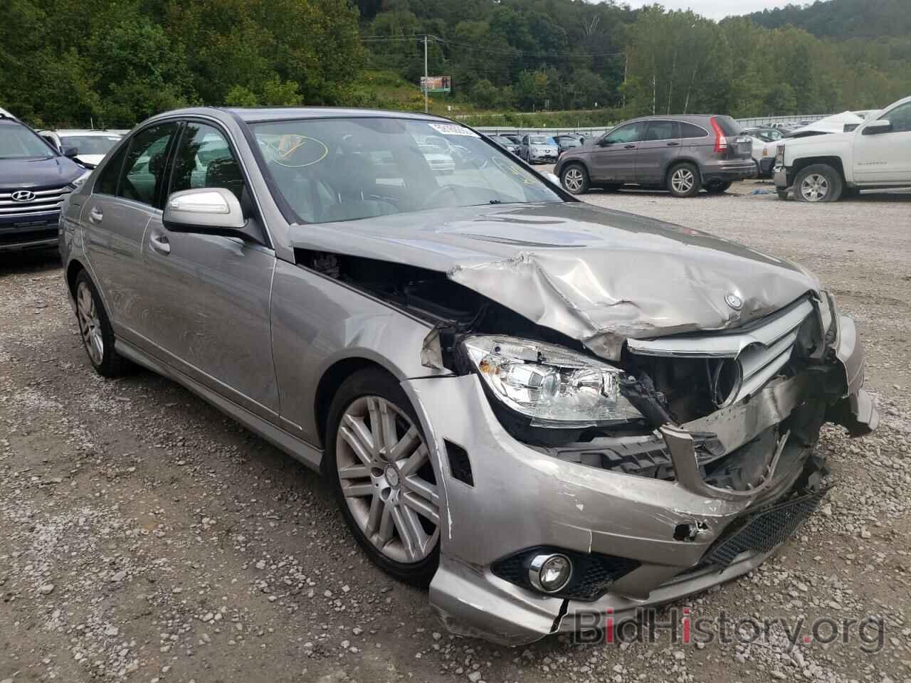 Photo WDDGF54X79F270697 - MERCEDES-BENZ C-CLASS 2009