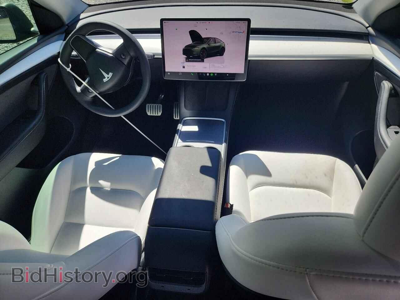 2024 TESLA MODEL Y - VIN: 7SAYGDEFXRF024097 - Photo 8