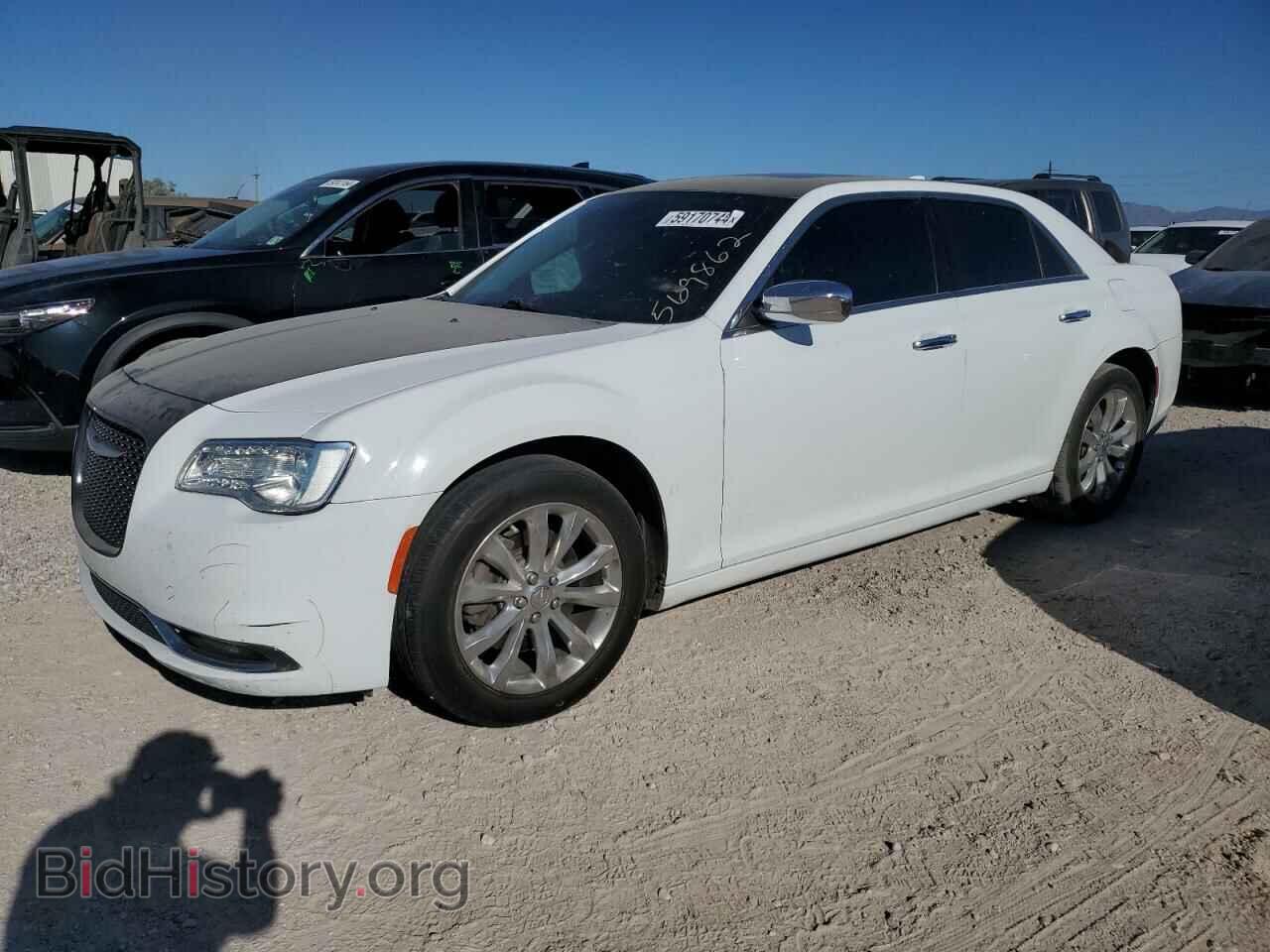Фотография 2C3CCAKG4KH569862 - CHRYSLER 300 2019