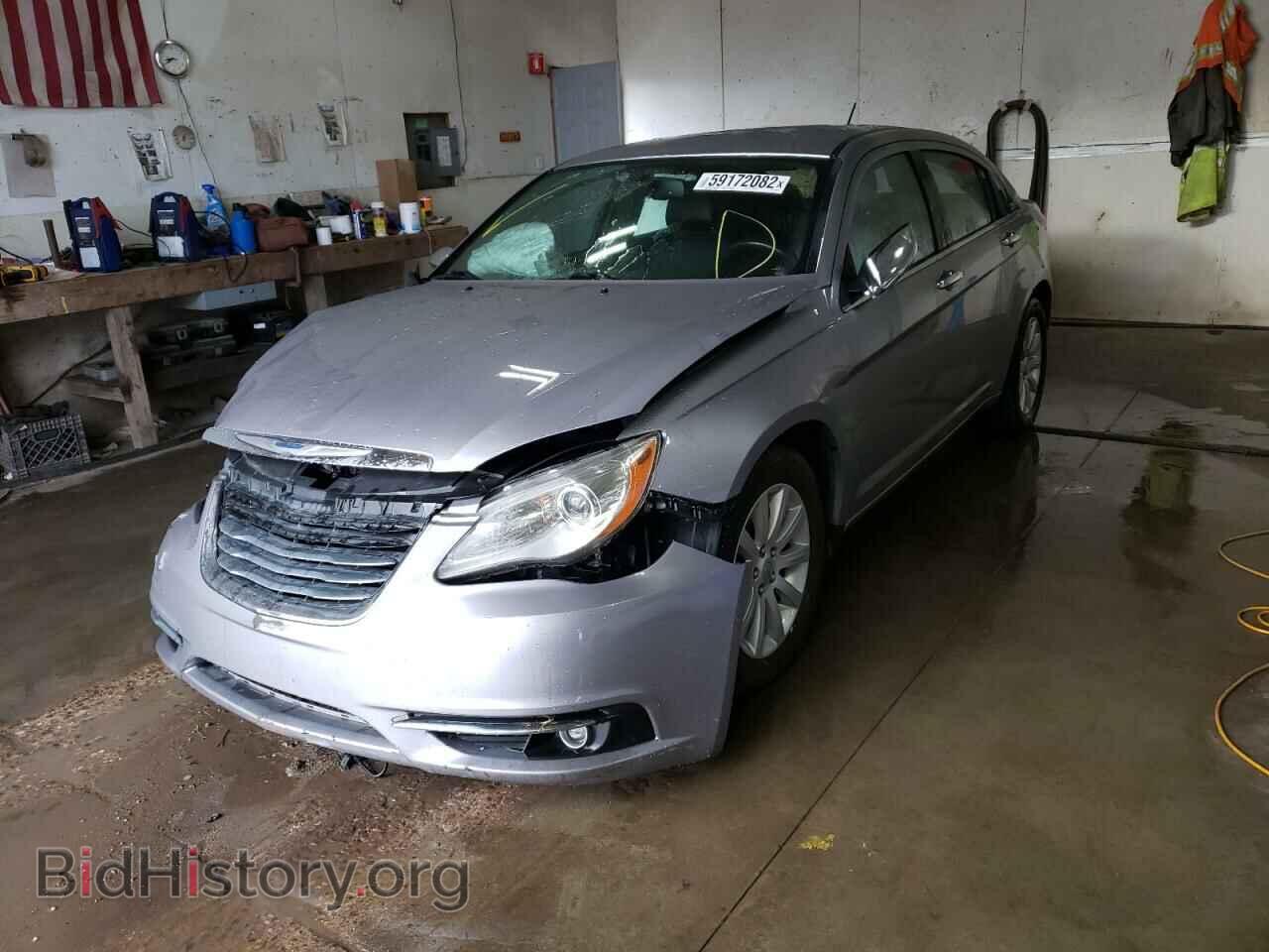 2014 CHRYSLER 200 - VIN: 1C3CCBCG4EN179568 - Фото 2