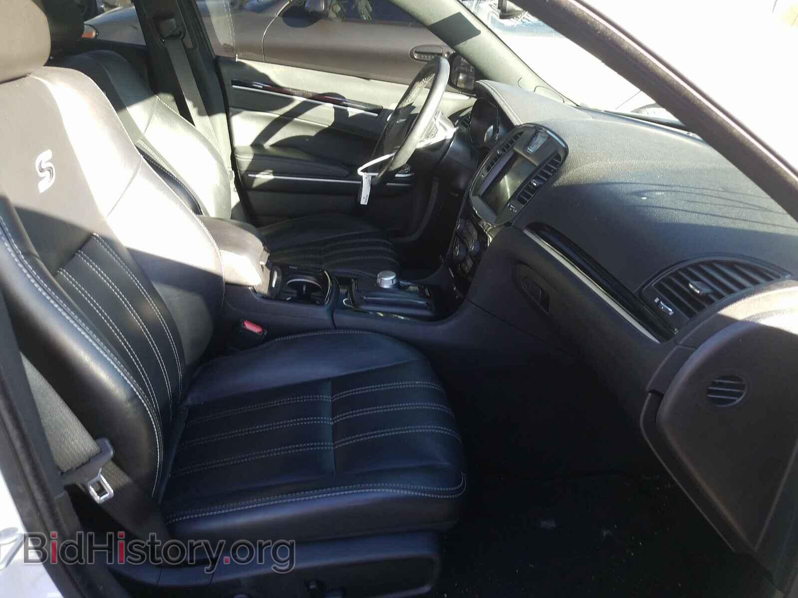 2019 CHRYSLER 300 - VIN: 2C3CCABG6KH539603 - Фото 5