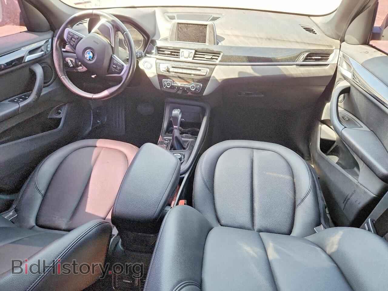 2017 BMW X1 - VIN: WBXHT3C36H5F77590 - Фото 8