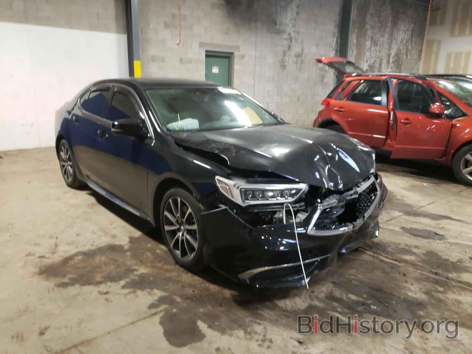 Фотография 19UUB2F58JA007737 - ACURA TLX 2018