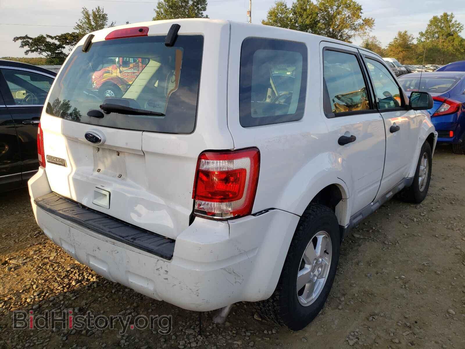 2011 FORD ESCAPE - VIN: 1FMCU9C70BKC30297 - Фото 4