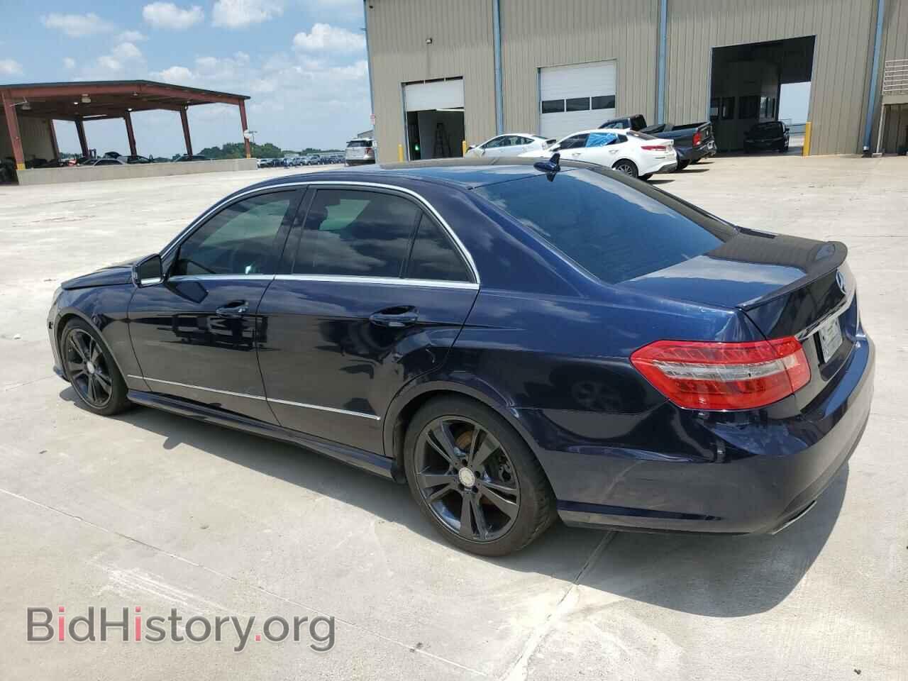 2013 MERCEDES-BENZ E-CLASS - VIN: WDDHF5KB7DA762079 - Фото 2