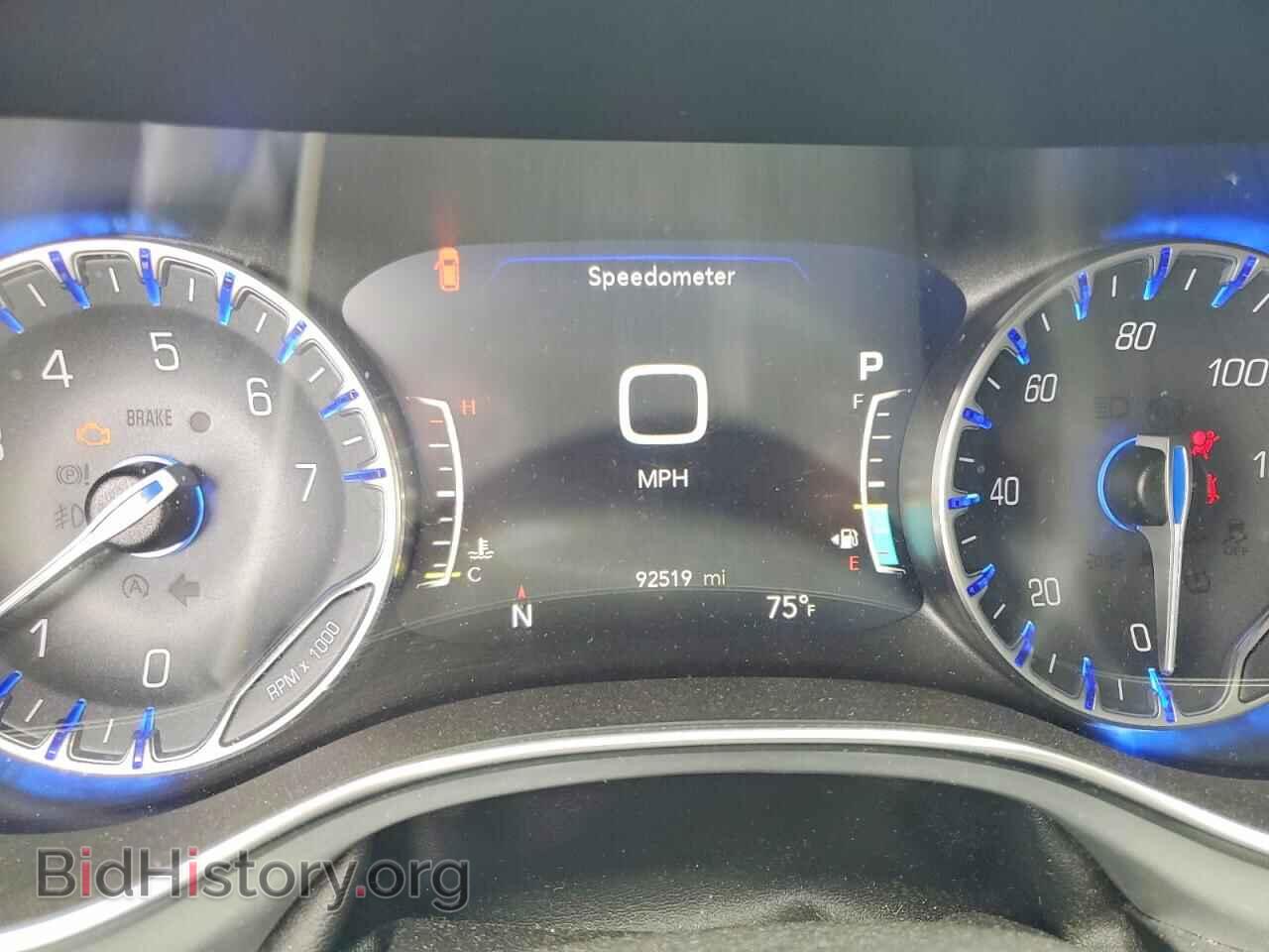 2018 CHRYSLER PACIFICA - VIN: 2C4RC1EG2JR351722 - Photo 9
