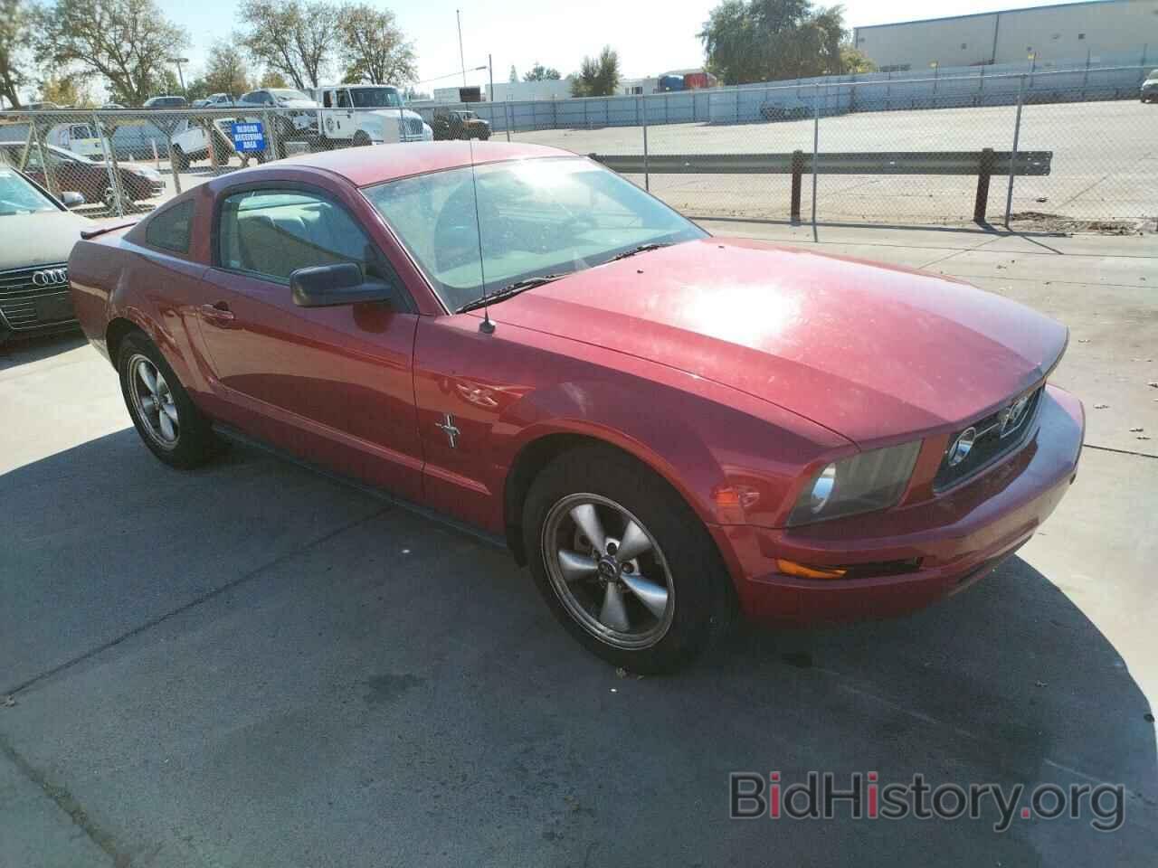 Photo 1ZVFT80N875263648 - FORD MUSTANG 2007