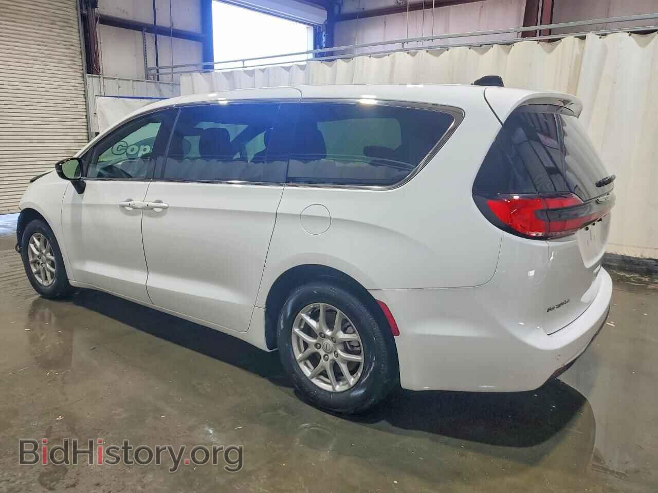 2026 CHRYSLER PACIFICA - VIN: 2C4RC1BGXTR260690 - Photo 2