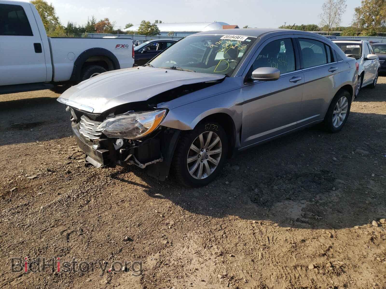 2014 CHRYSLER 200 - VIN: 1C3CCBBB8EN198601 - Фото 2
