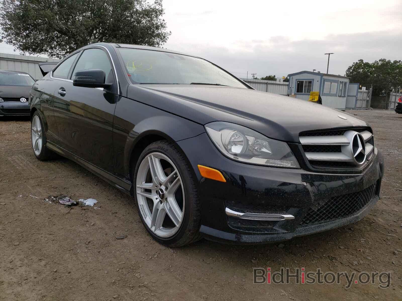 Photo WDDGJ4HB5DG043714 - MERCEDES-BENZ C-CLASS 2013