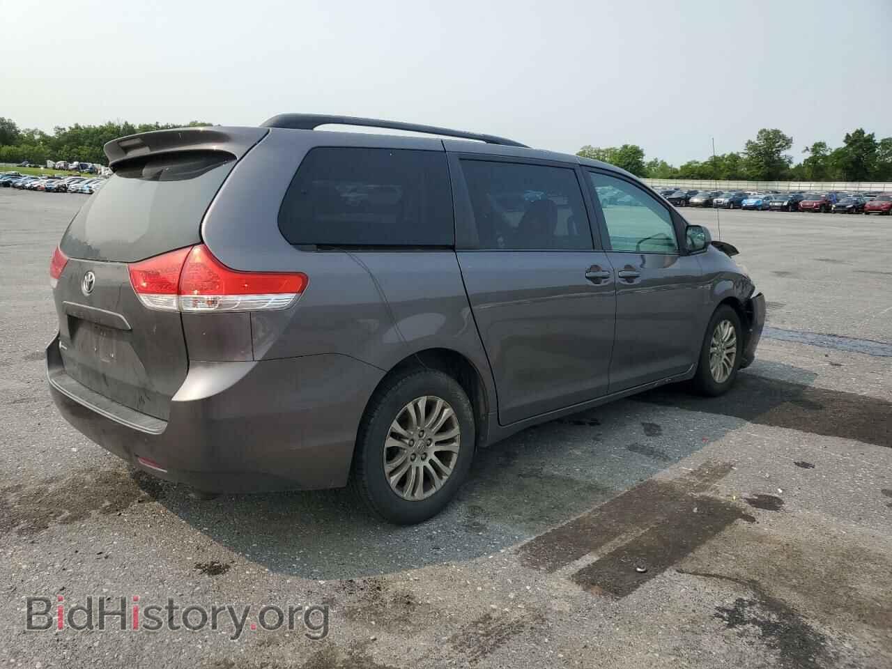 2011 TOYOTA All Models - VIN: 5TDYK3DC0BS133022 - Фото 3