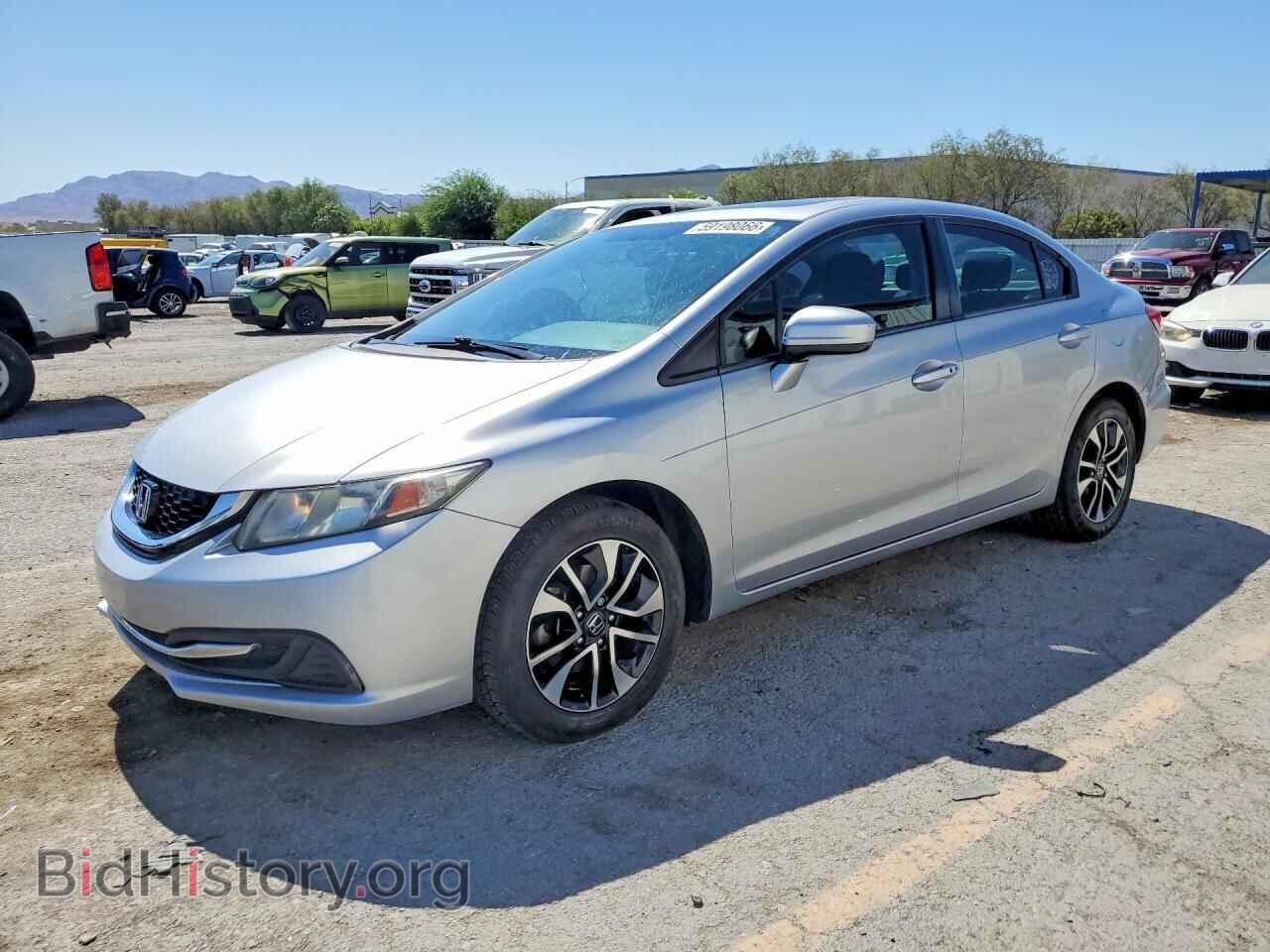 Фотография 19XFB2F87FE085724 - HONDA CIVIC 2015