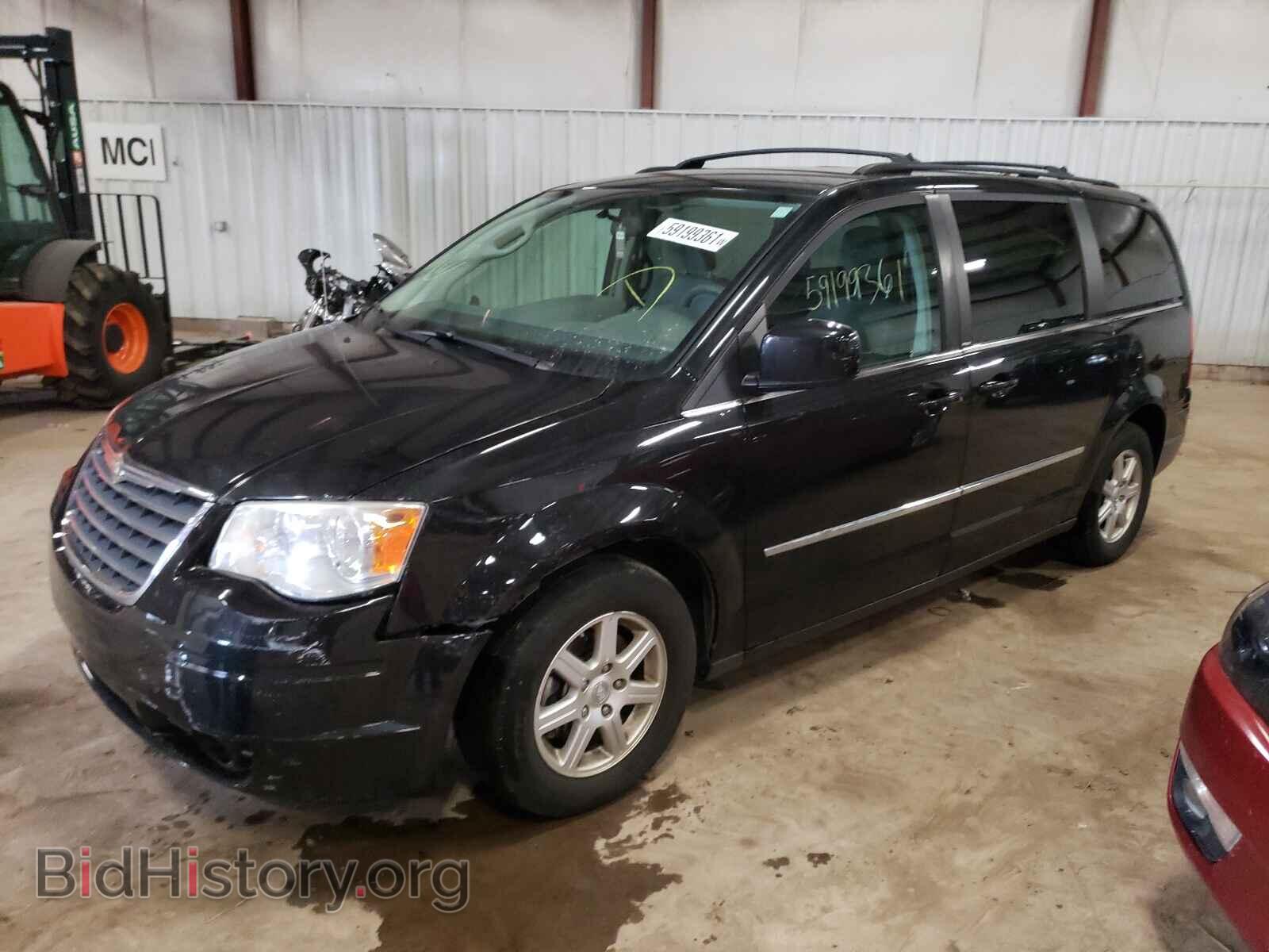 2010 CHRYSLER MINIVAN - VIN: 2A4RR5D15AR214965 - Фото 2