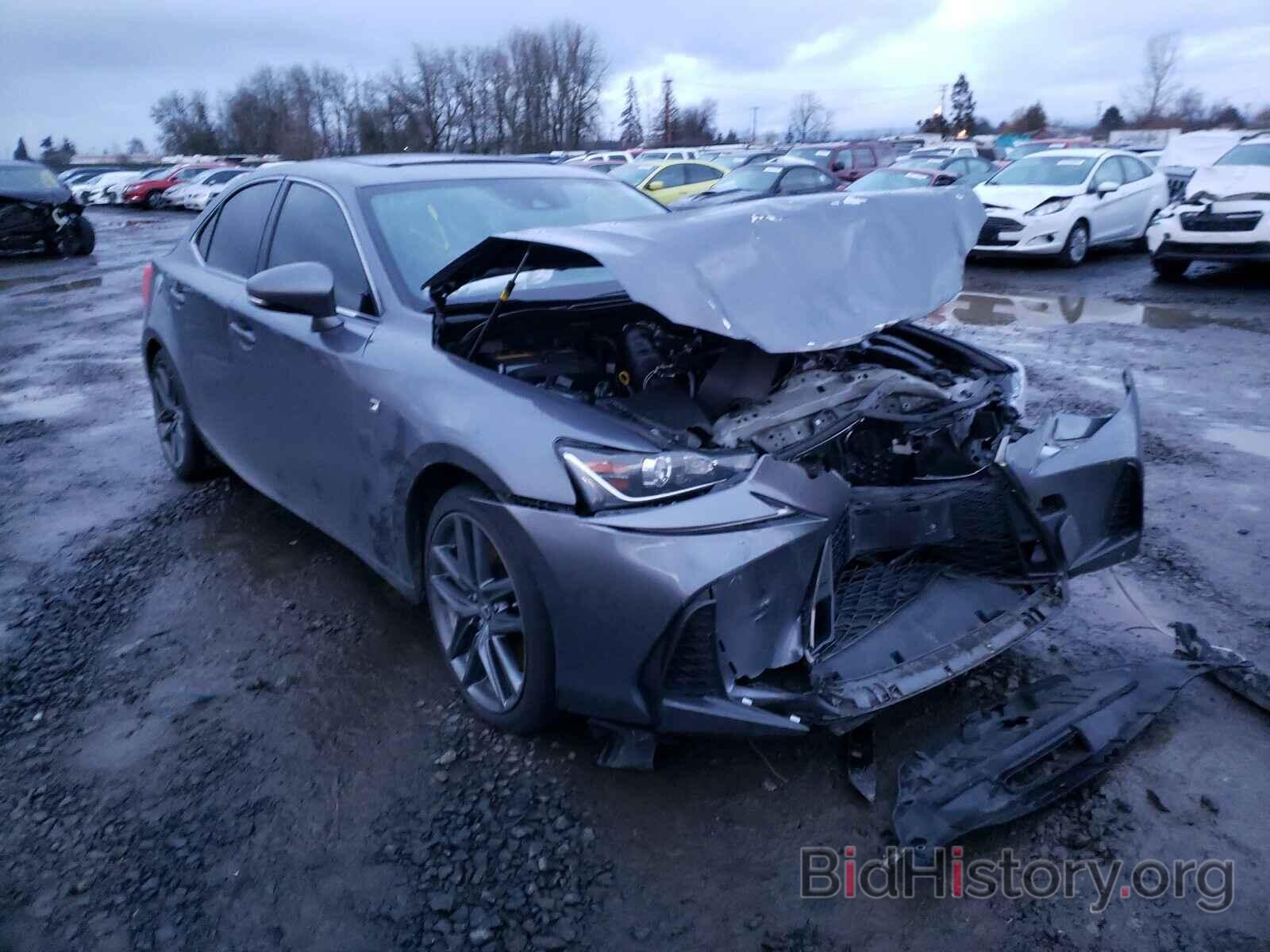 Photo JTHC81D29J5029801 - LEXUS IS 2018