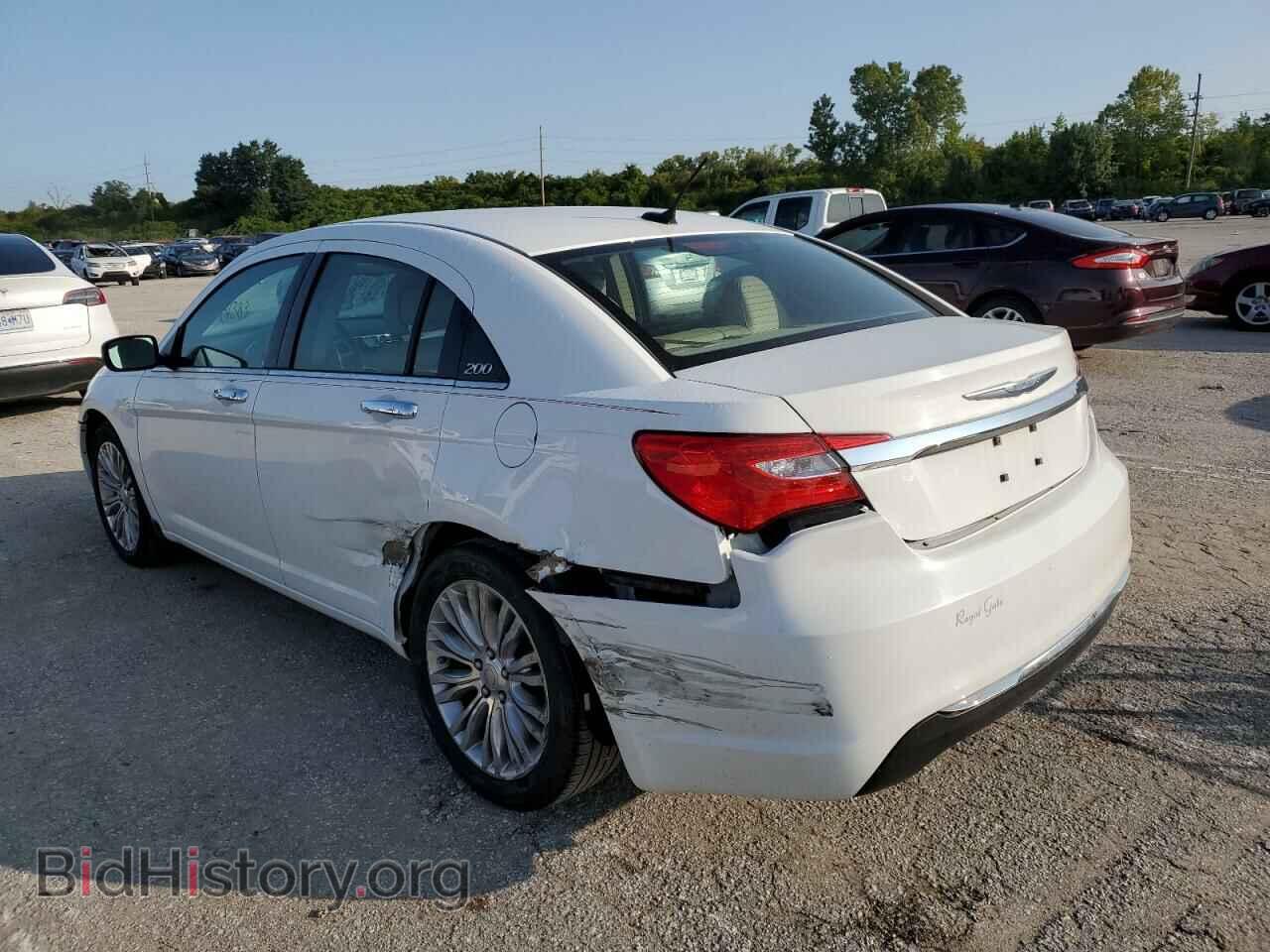 2012 CHRYSLER 200 - VIN: 1C3CCBCG3CN279464 - Фото 3
