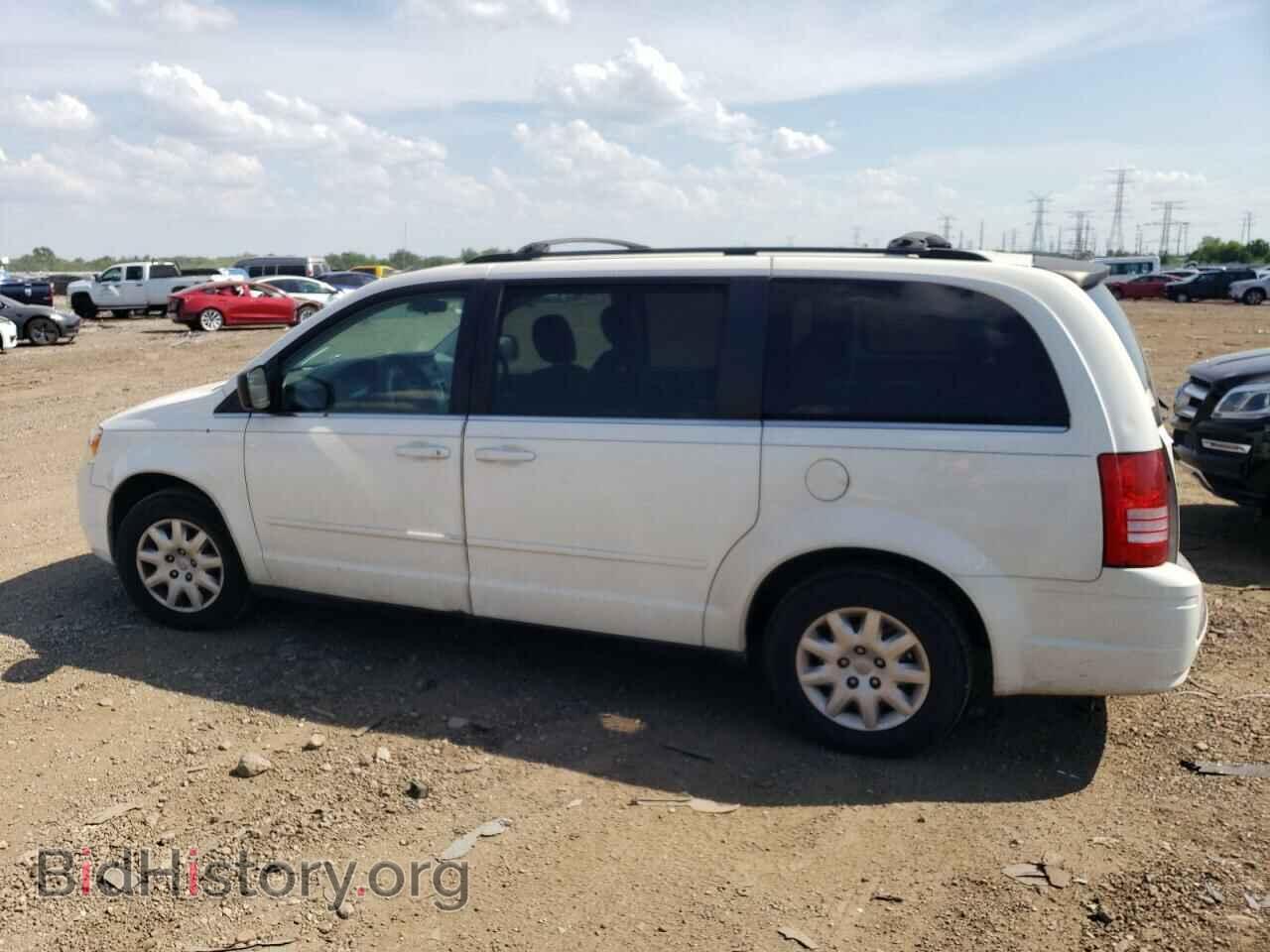 2010 CHRYSLER MINIVAN - VIN: 2A4RR4DE0AR178549 - Фото 2