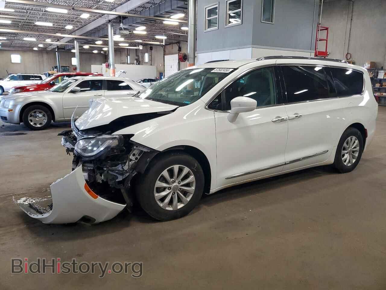 2019 CHRYSLER PACIFICA - VIN: 2C4RC1BG5KR507452 - Photo 2