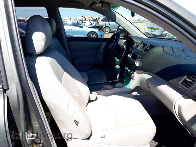 2011 Toyota HIGHLANDER (VIN 5TDZK3EH8BS048699) — photo 5 of 10