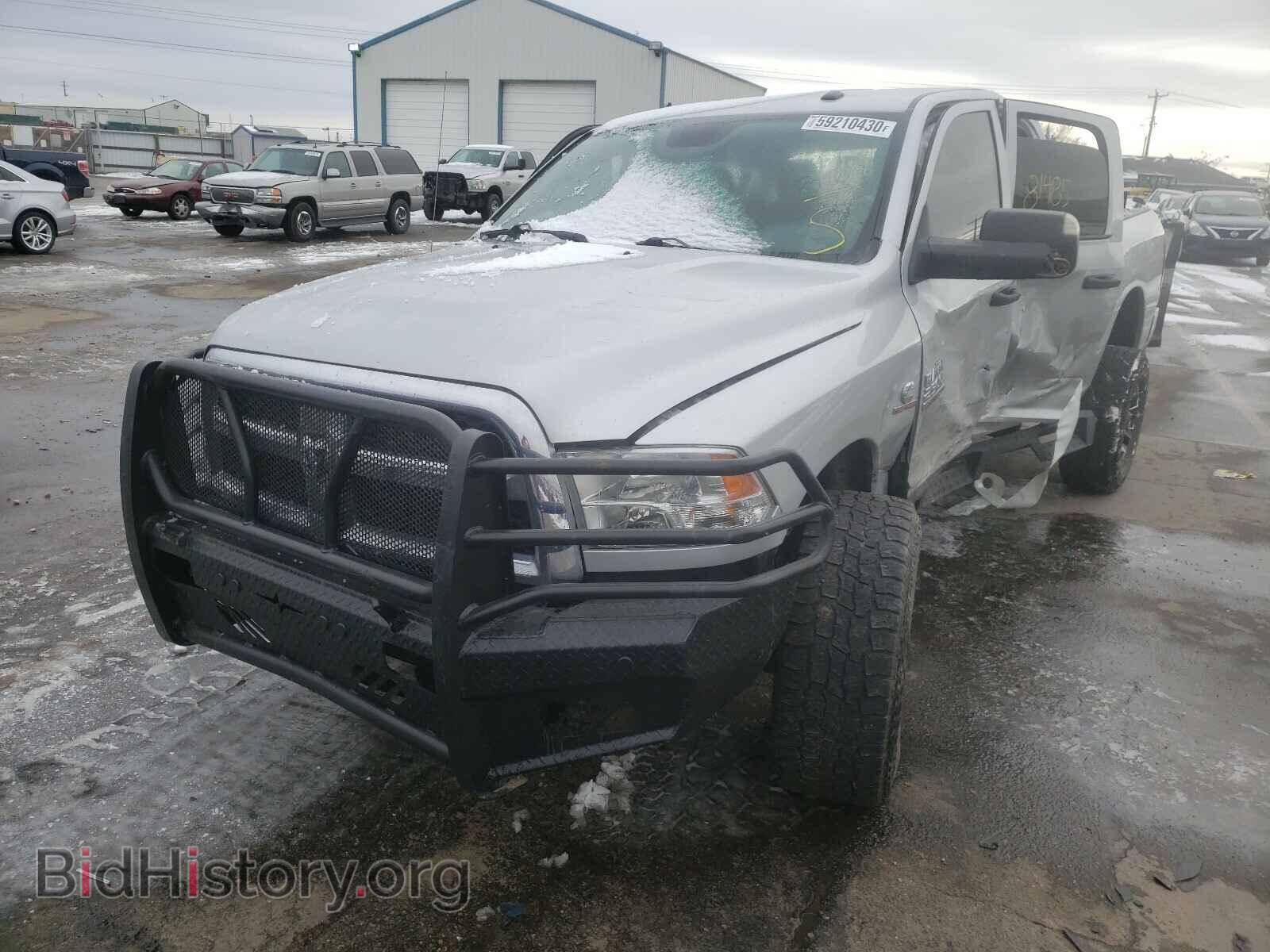 2017 RAM 2500 - VIN: 3C6UR5CL2HG741209 - Фото 2