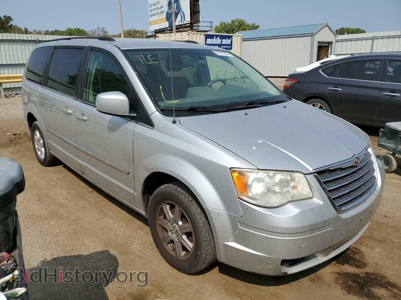 Photo 2A4RR5D13AR458176 - CHRYSLER MINIVAN 2010