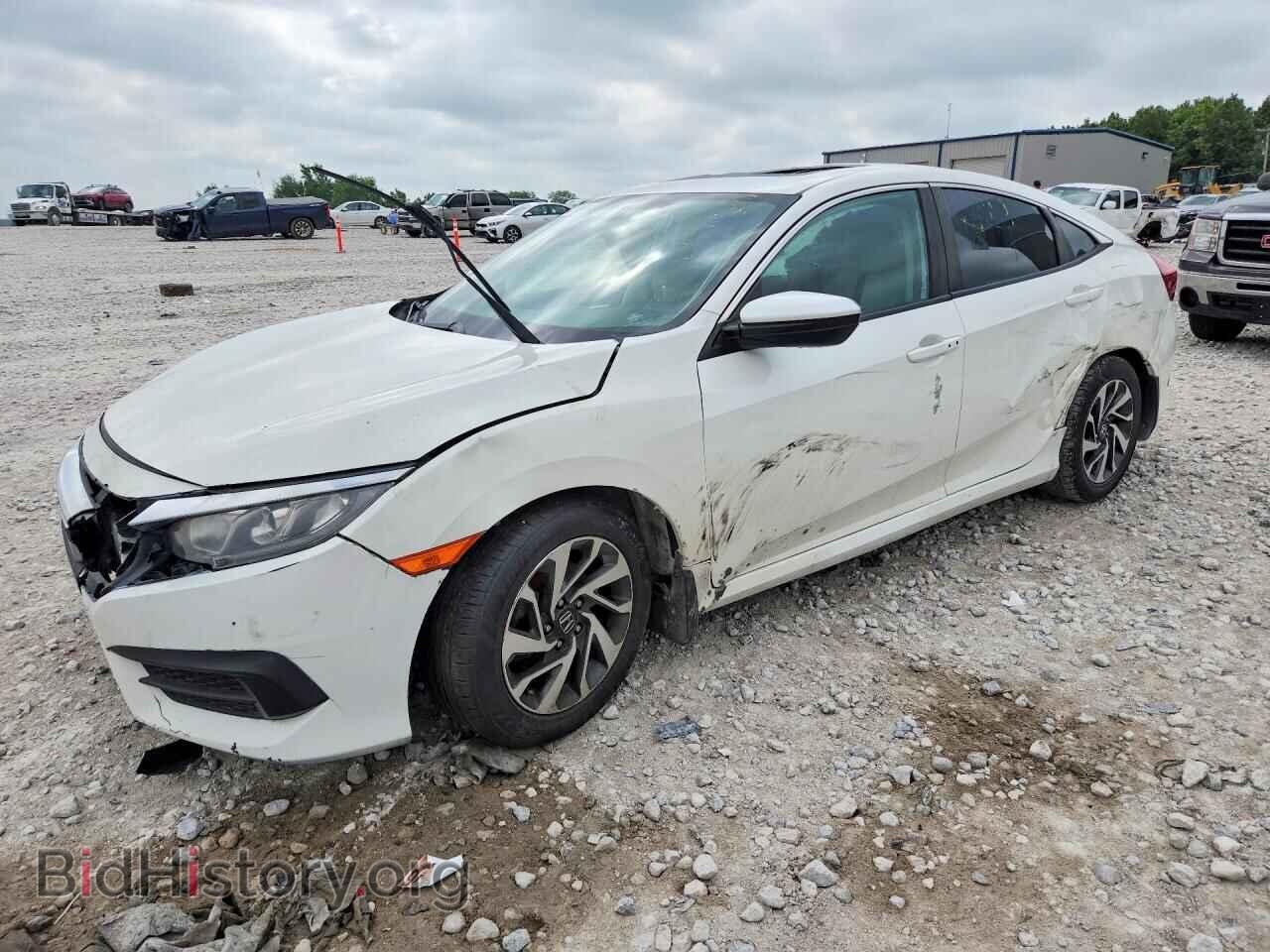 Фотография 19XFC2F77JE001091 - HONDA CIVIC 2018