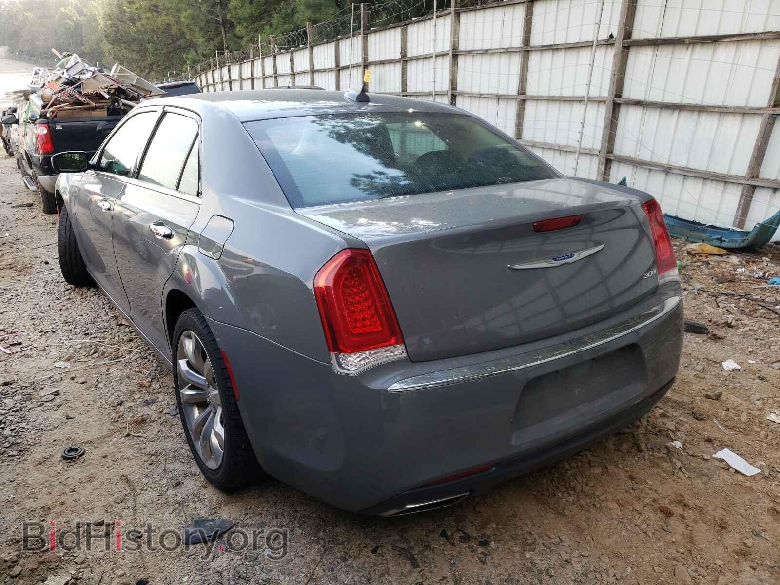 2019 CHRYSLER 300 - VIN: 2C3CCAEG9KH528204 - Фото 3