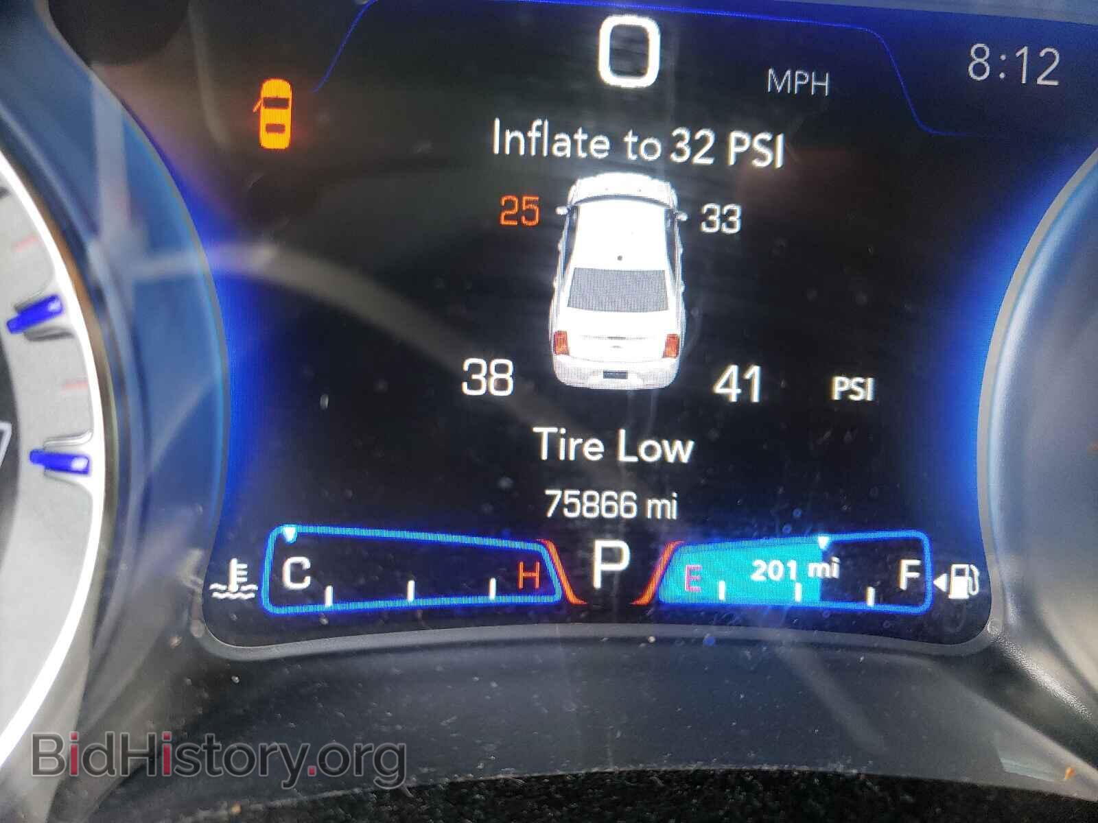 2019 CHRYSLER 300 - VIN: 2C3CCAEG9KH528204 - Фото 8