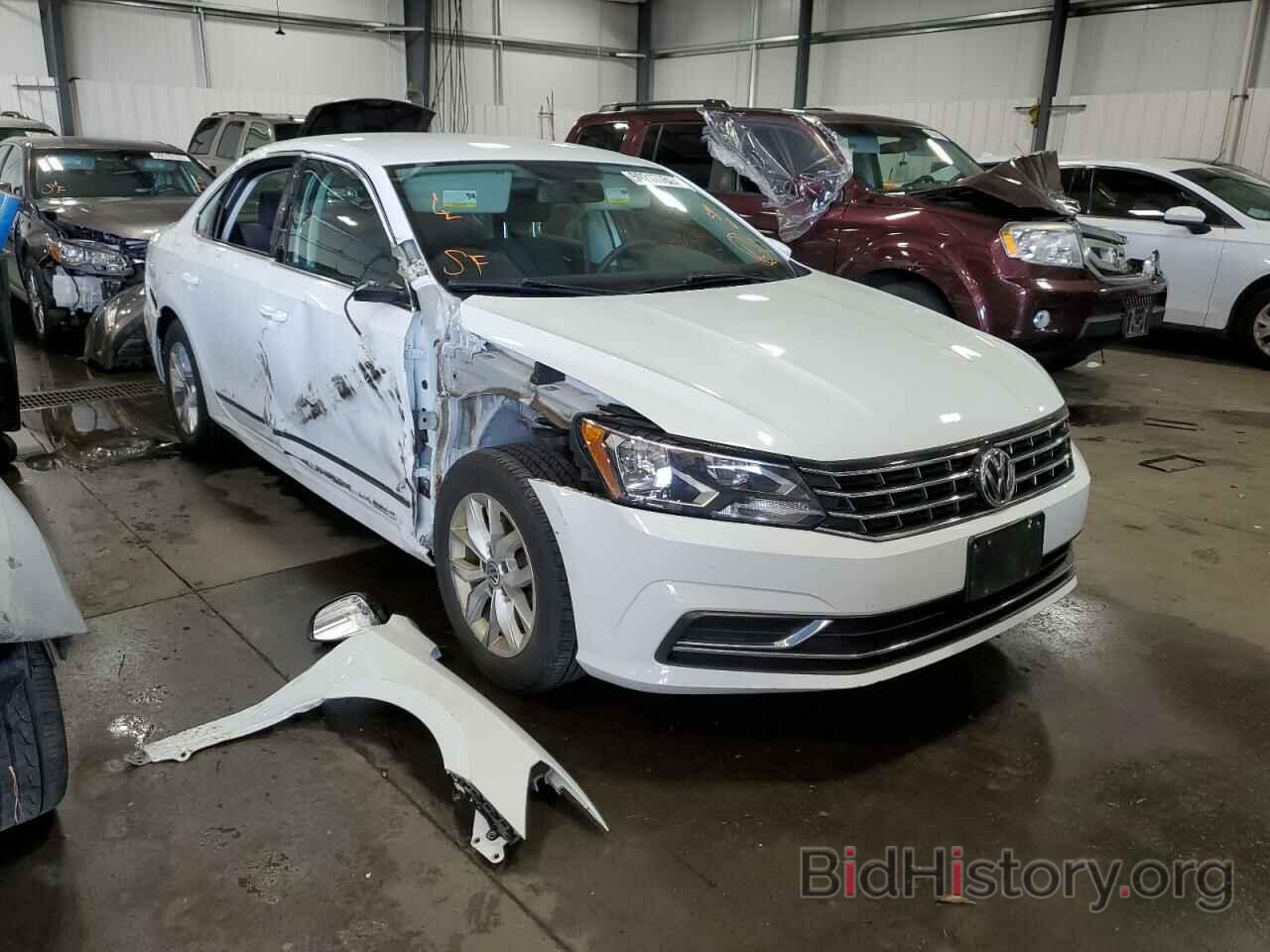 Photo 1VWAS7A39GC064513 - VOLKSWAGEN PASSAT 2016