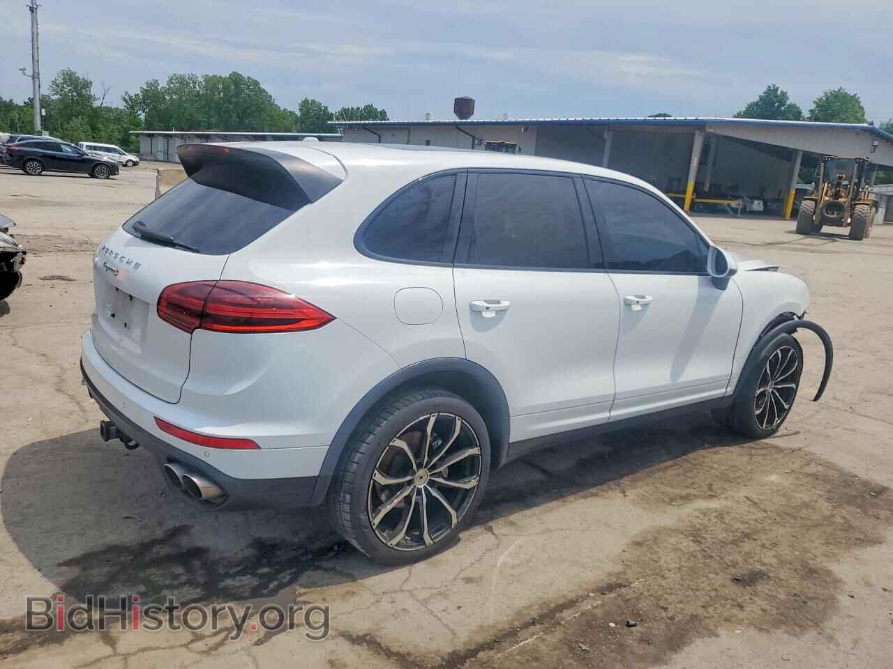 2016 PORSCHE CAYENNE - VIN: WP1AB2A21GLA96576 - Photo 3