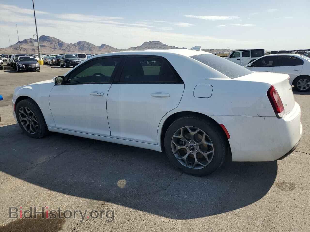 2018 CHRYSLER 300 - VIN: 2C3CCAGG5JH300468 - Фото 2
