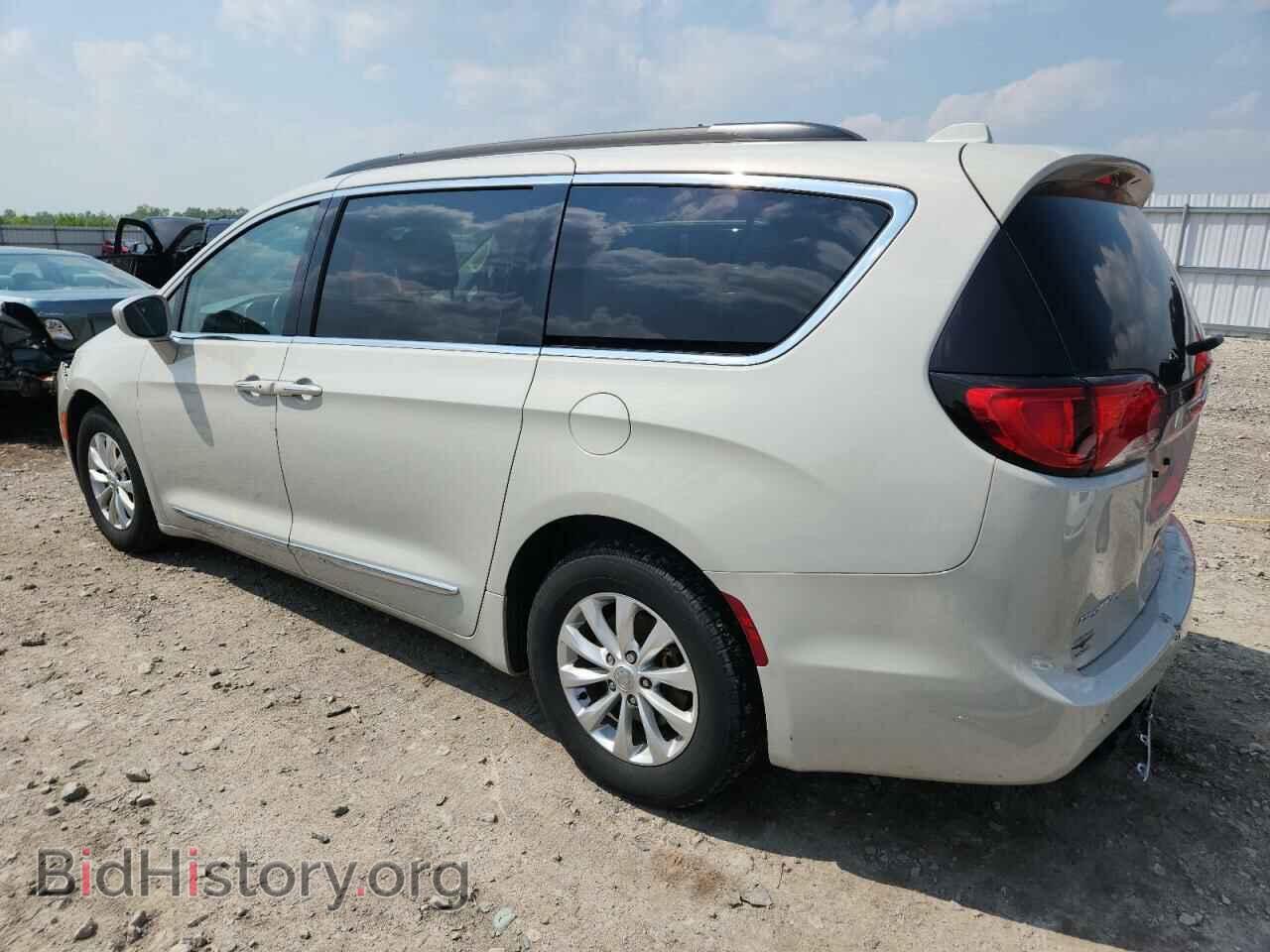 2017 CHRYSLER PACIFICA - VIN: 2C4RC1BG3HR785632 - Фото 2