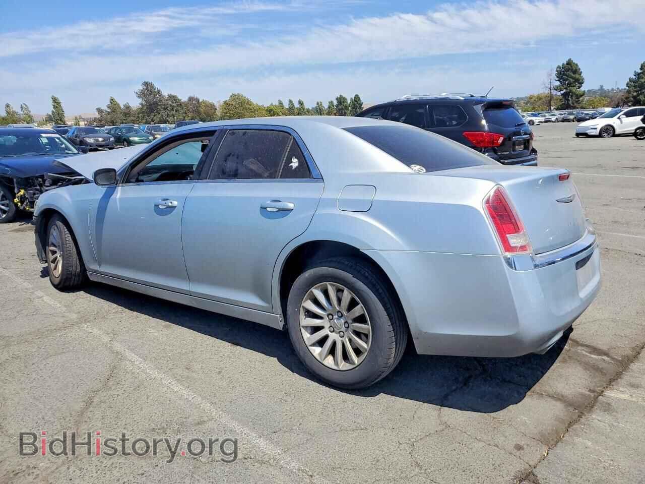 2013 CHRYSLER 300 - VIN: 2C3CCAAG9DH599363 - Photo 2