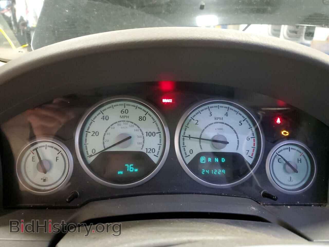 2008 CHRYSLER MINIVAN - VIN: 2A8HR54P78R687615 - Фото 9