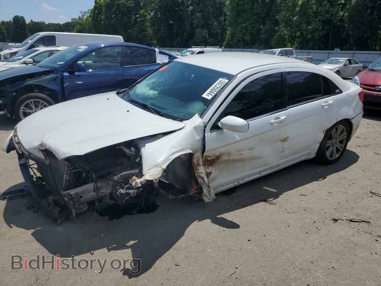 Фотография 1C3CCBBBXCN267673 - CHRYSLER 200 2012