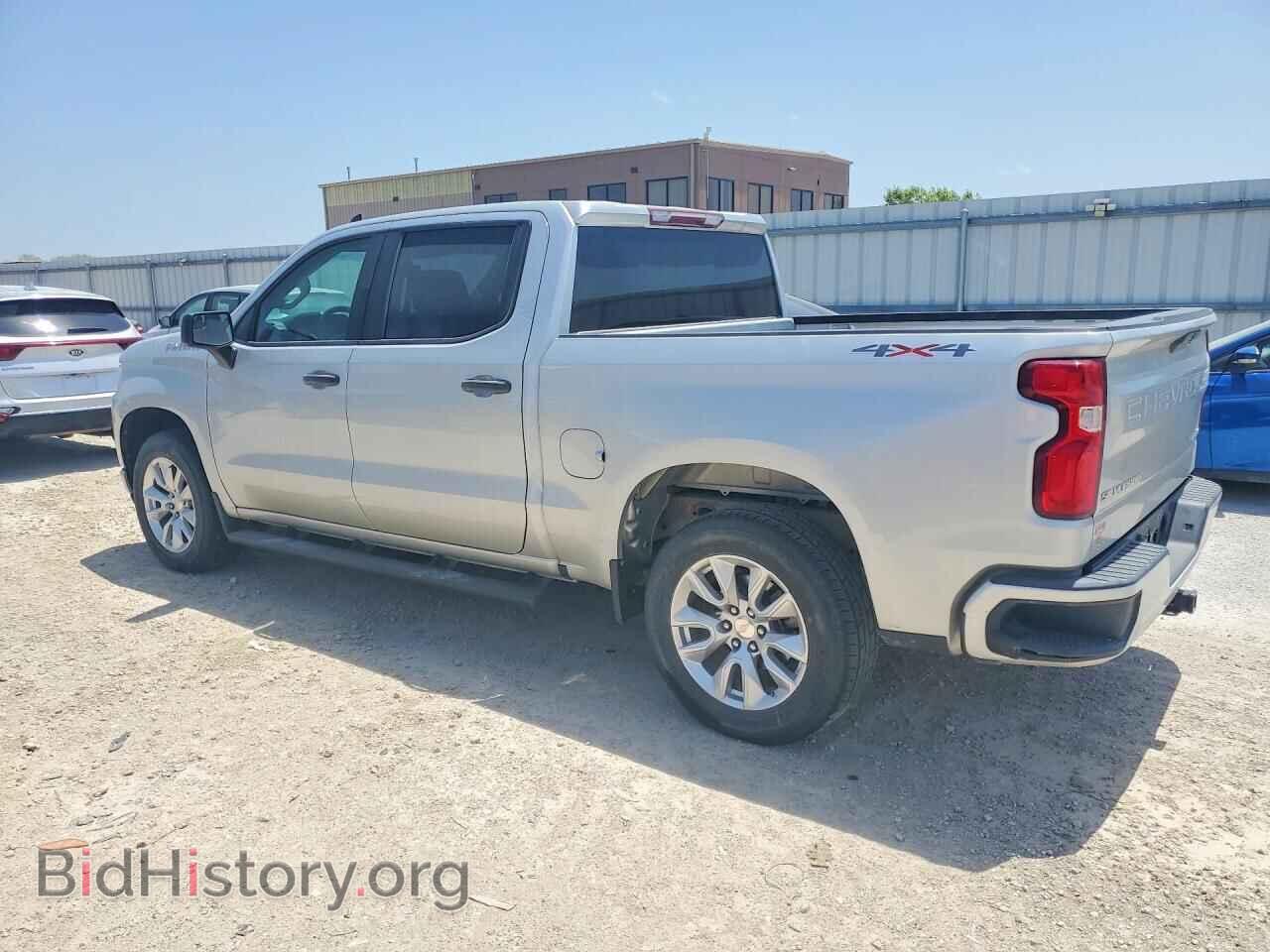 2019 CHEVROLET SILVERADO - VIN: 1GCPYBEH4KZ422479 - Фото 2