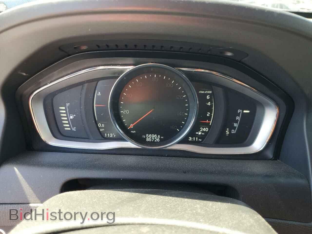 2017 VOLVO XC60 - VIN: YV440MDR4H2129504 - Фото 9