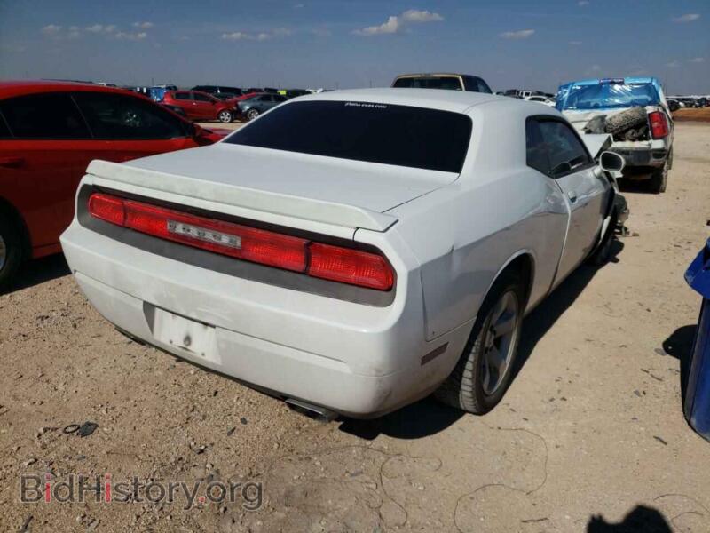 2012 Dodge CHALLENGER (VIN 2C3CDYAG0CH233229) — photo 4 of 10